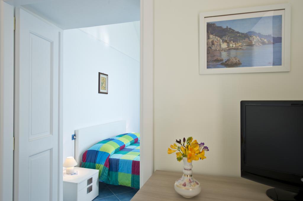 Ferienwohnung Blu Rose Amalfi Exterior foto